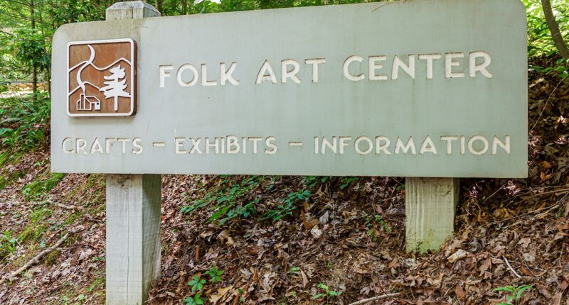 Suspicious incendiary device found near Blue Ridge Parkway prompts evacuation