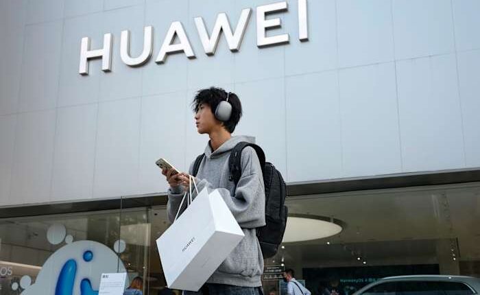 Taiwan adds China’s Huawei and SMIC to export control list