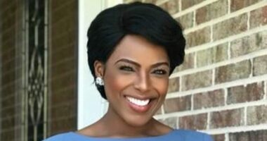 The stunning Angolan reporter whose beauty left Trump speechless in the Oval Office