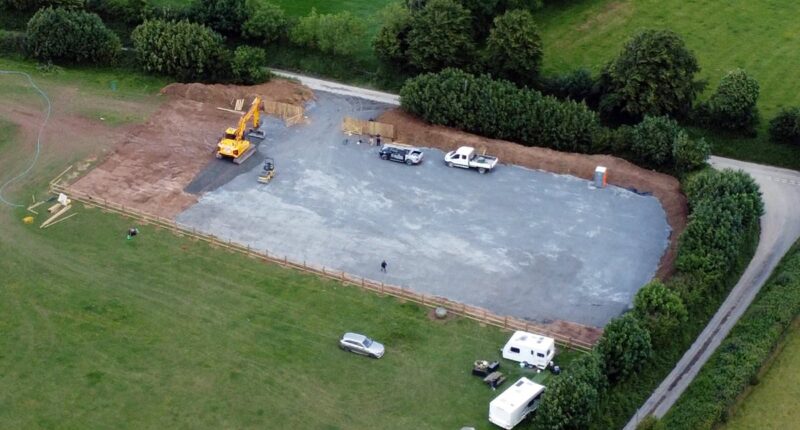 Travellers who 'seized' field in 24 hours: Horrified villagers in sleepy  hamlet are left 'powerless' by speed of 'land-grabbing' travellers