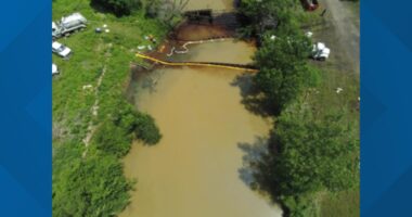 US Coast Guard: Containment underway after oil spill reported in Cuyahoga River tributary