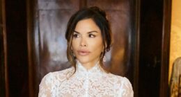 Uncomfortable staff in the background of Lauren Sanchez's bridal photos go viral
