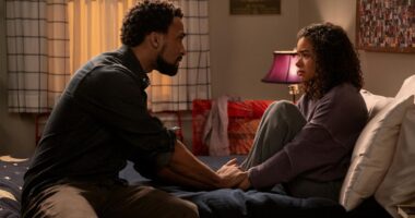 ‘Ginny & Georgia’ Season 3 Thoughtfully Nails Tricky Topics Of Teen Pregnancy And Abortion
