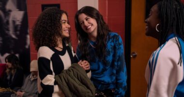 Sara Waisglass Tells 'Ginny and Georgia' Haters to Watch the Show 'Again'